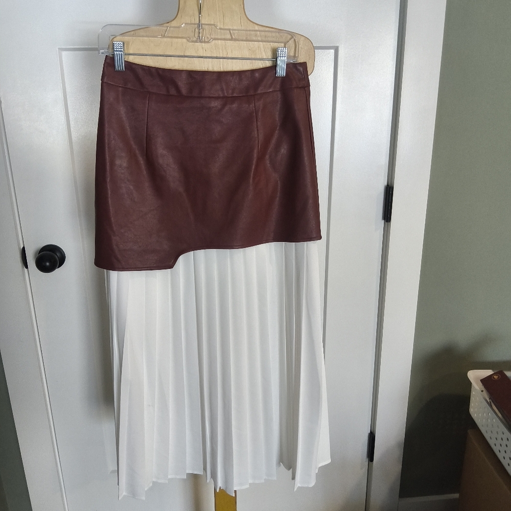 Asymmetric Patchwork Faux Leather Chiffon Pleated Skirt